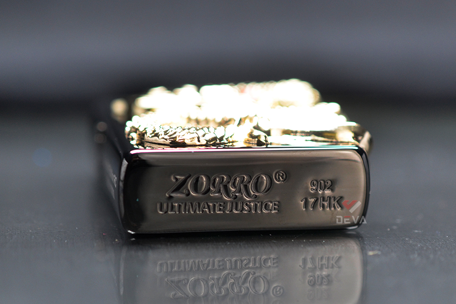 Bật lửa Zorro Đen Bóng Ốp Nổi Rồng Vàng Ôm Ngọc Bản Giới Hạn Z91320A