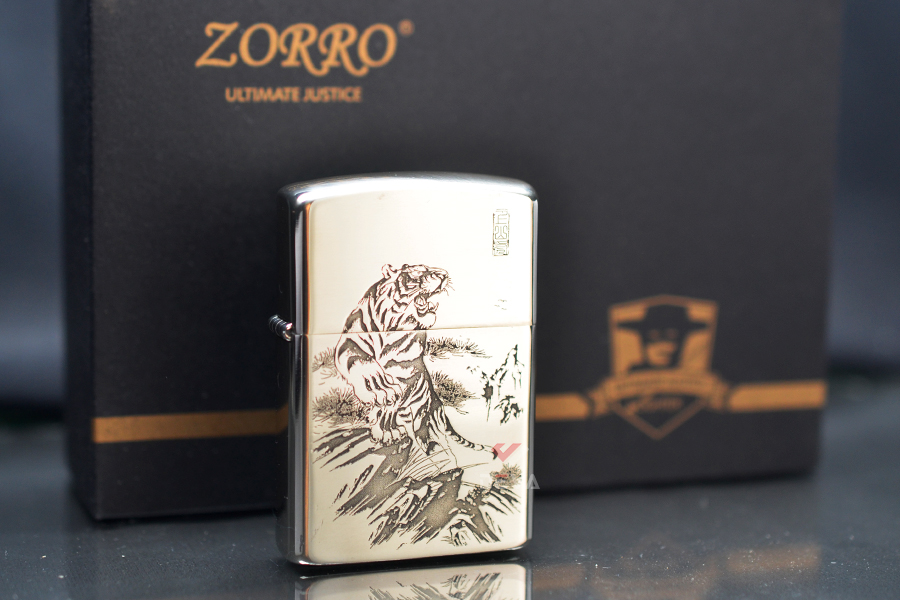 Bật lửa xăng đá Zorro Đồng Trắng Copper Nickel Z902 - Hình Hổ