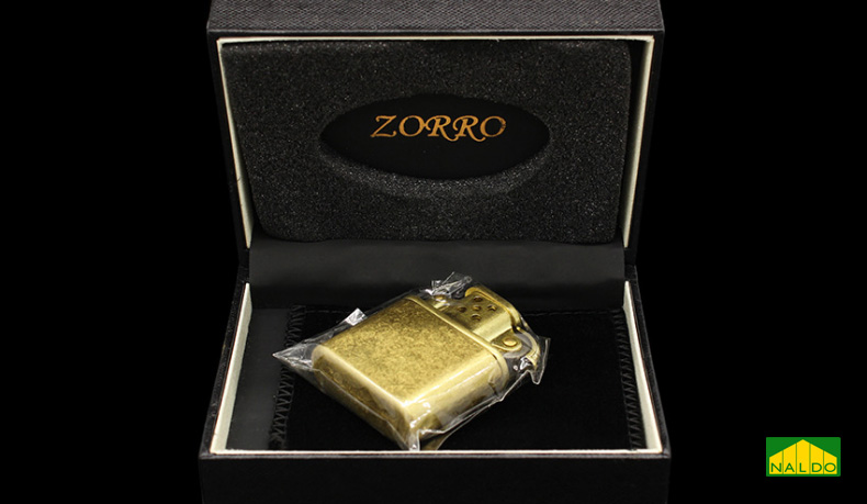 Bật lửa xăng đá Zorro Z506 màu đồng