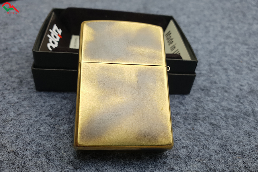 Bật lửa Zippo Xuất Nhật Marlboro ZN257