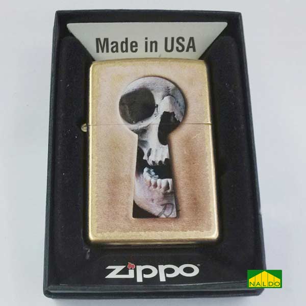 Bật lửa zippo Mỹ Keyhole skull Z112