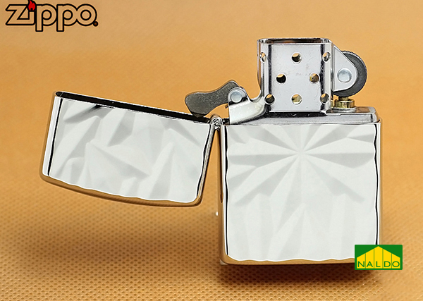 Zippo Armor mạ bạc hoa văn dập 3D Z182