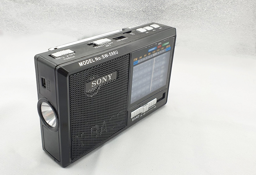 Đài đa năng Sony SW 598U